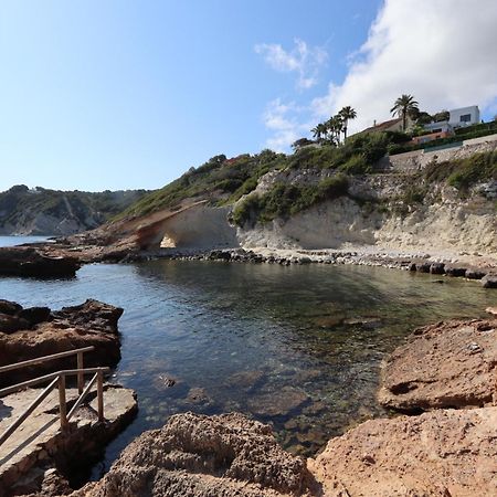A Un Paso Del Mar Con Servicios Y Piscina Xabia Bagian luar foto