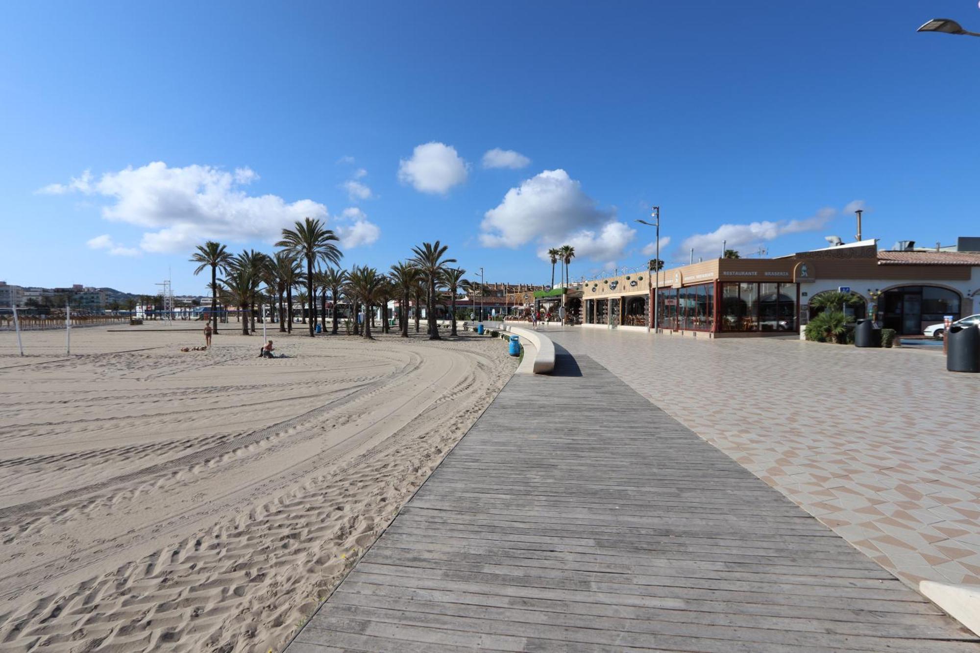A Un Paso Del Mar Con Servicios Y Piscina Xabia Bagian luar foto